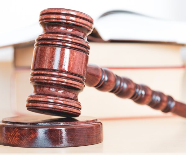 Défendre et protéger les créateurs en droit français